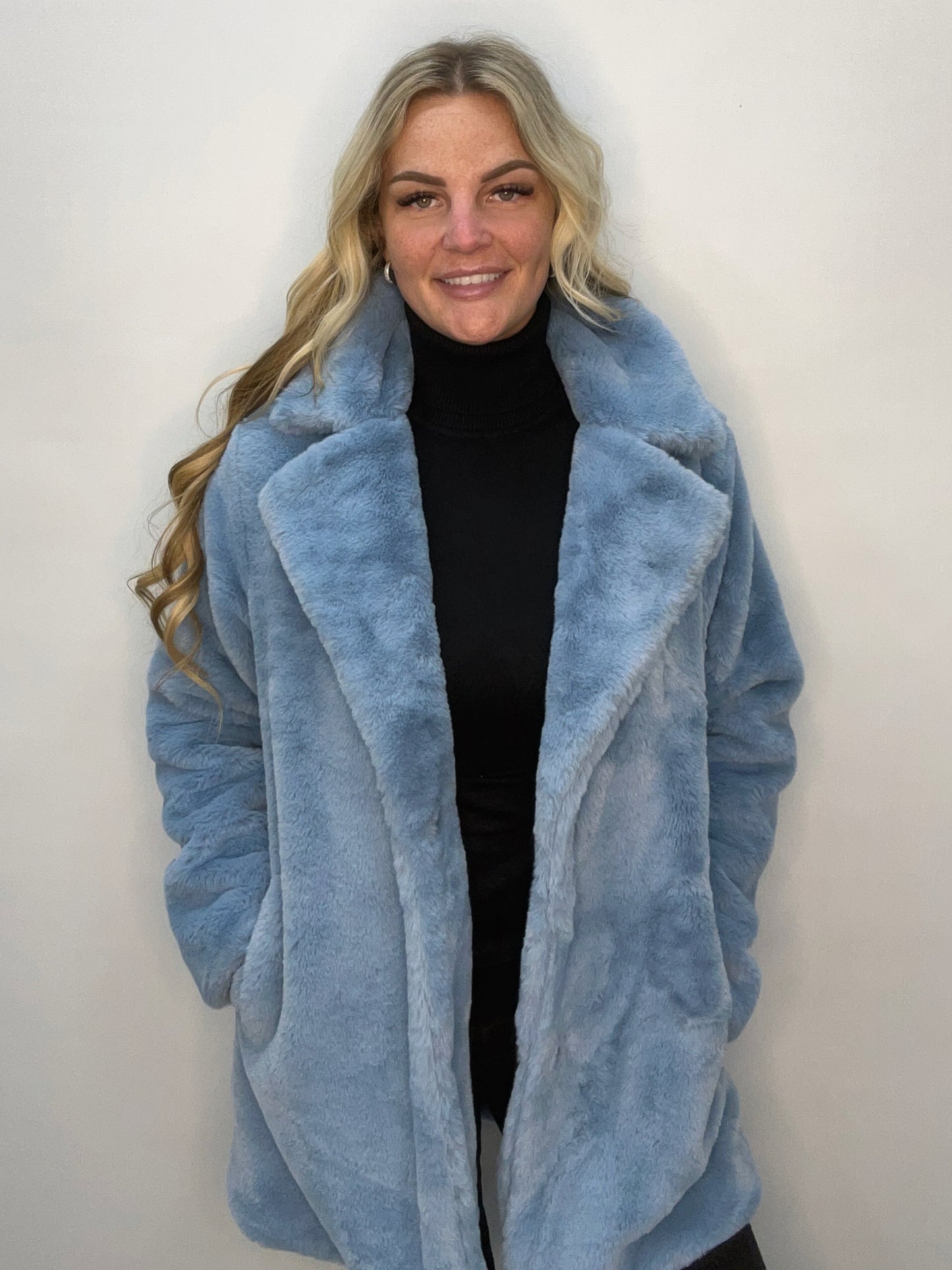 FAUX FUR COAT BABY BLUE