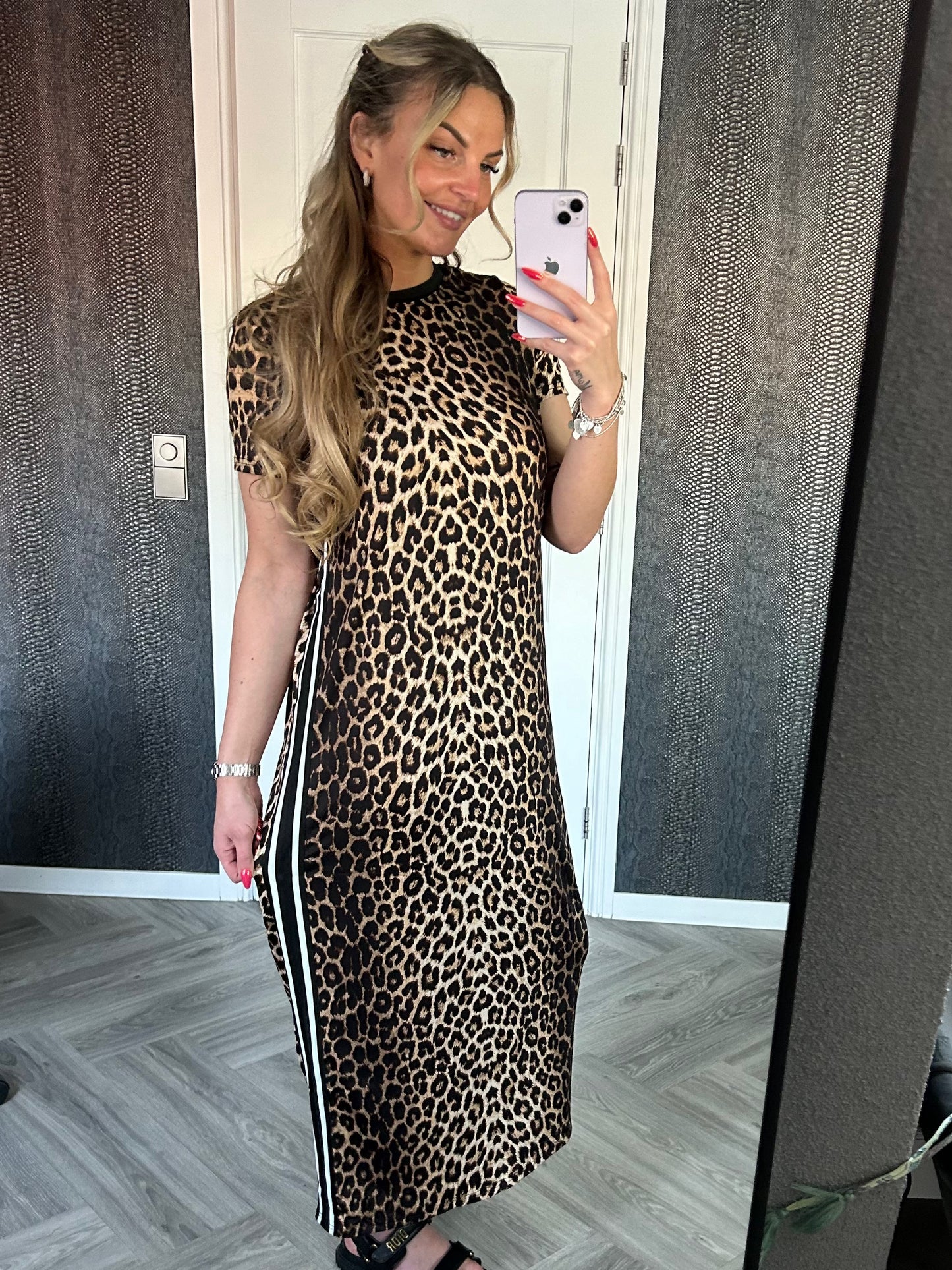 Leopard travel fabric dress